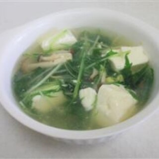 身体あったまる水菜と豆腐の健康スープ
